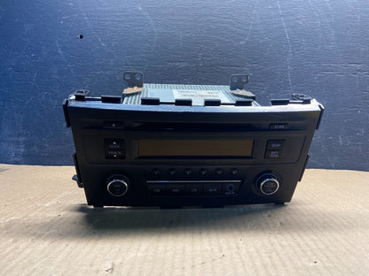 2013 to 2015 Nissan Altima Radio Cd Mp3 Player AUX Port AF9402 DG0