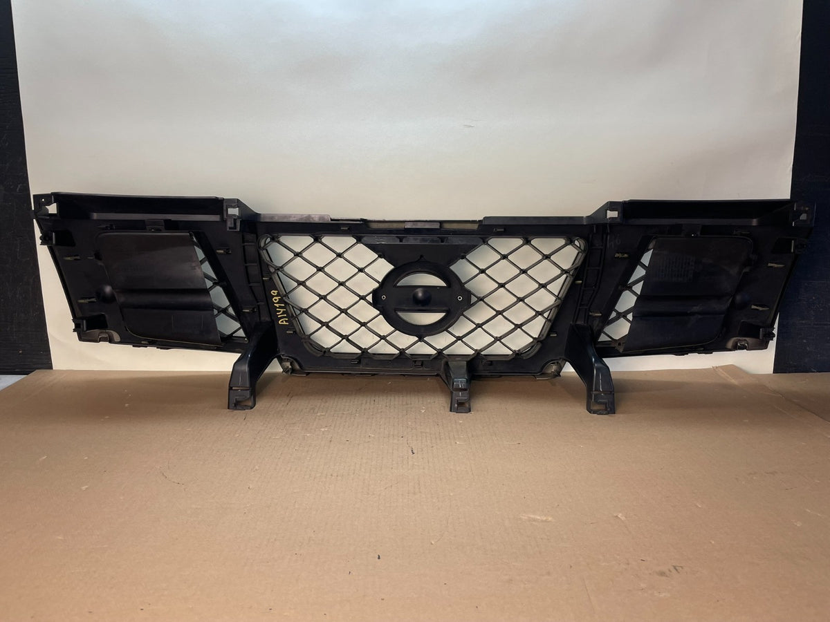 2008-2015 Nissan Armada Front Upper Grill Grille ai4199 DG3