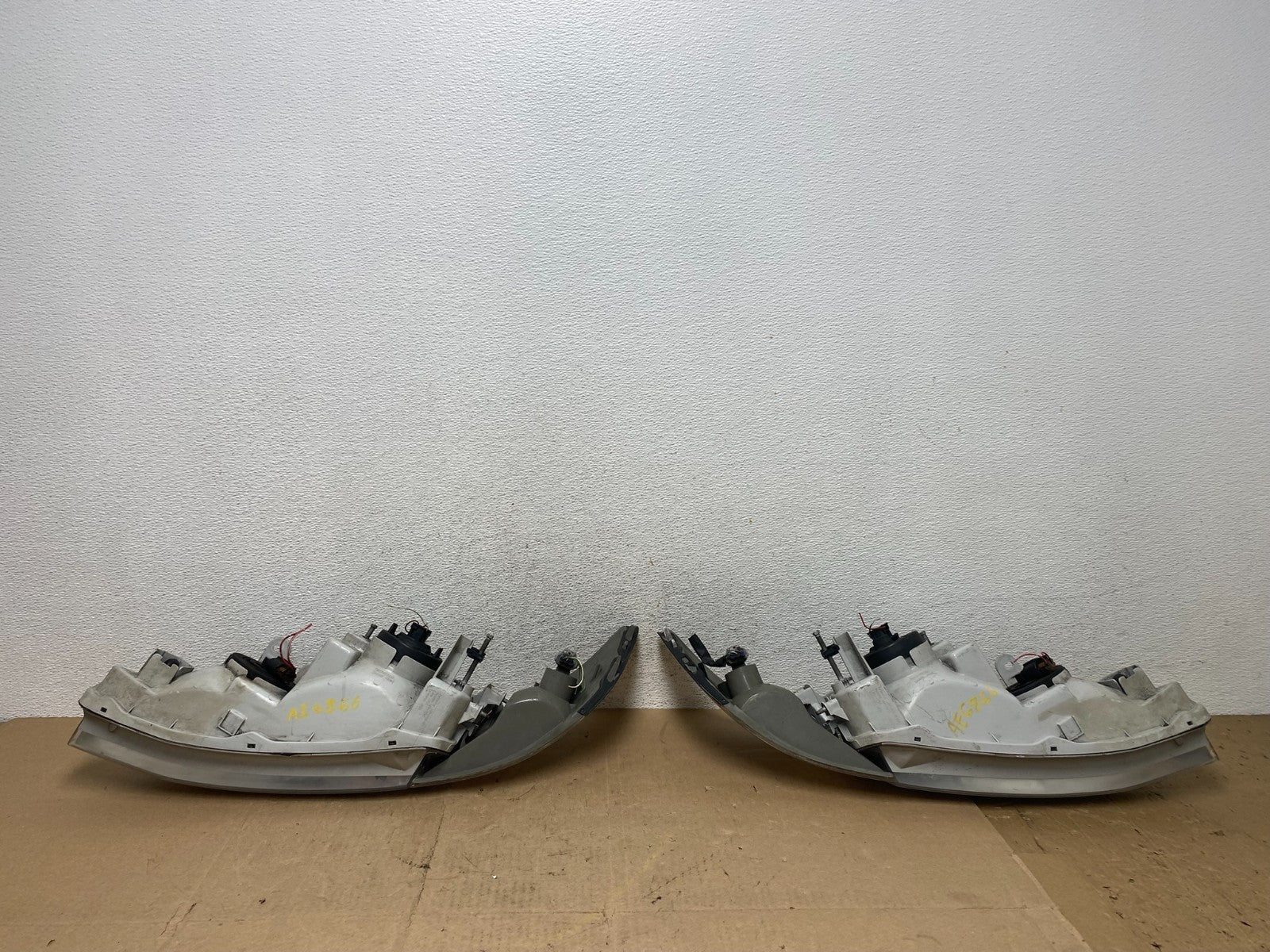 1997-2001 Lexus Es300 Left+Right Headlights Halogen AE6866 DW7