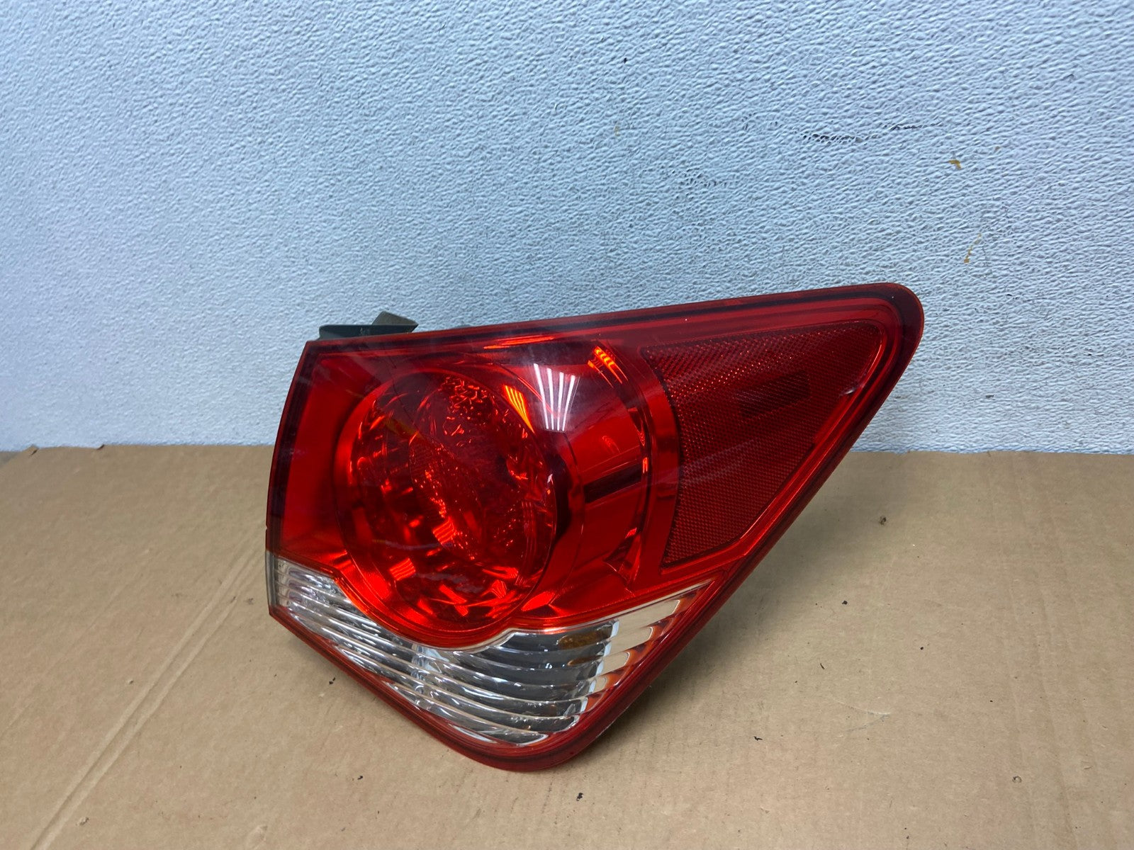 2011 2012 2013 2014 Chevrolet Cruze Right Passinger RH Side Tail Light AD2587 LK1