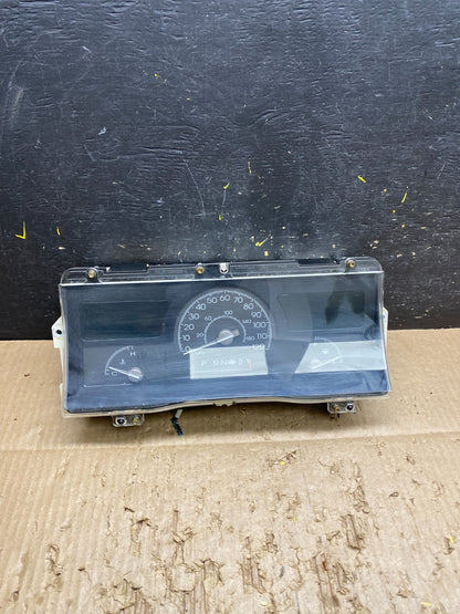 1998 to 2002 Lincoln Town Car Speedometer Gauge Cluster V7498  DG0