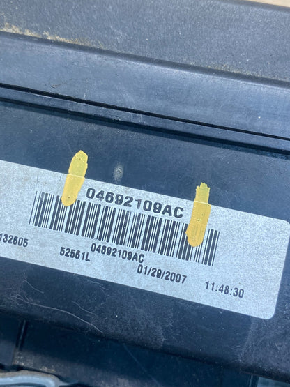2007 Jeep Grand Cherokee Integrated Power Fuse Box 04692109ac AH4773 DG6