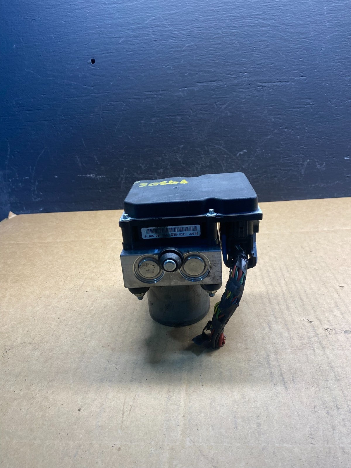 2010 to 2013  Land Rover LR4 Anti Lock Brake Pump Abs Modulator ac2736 DG1