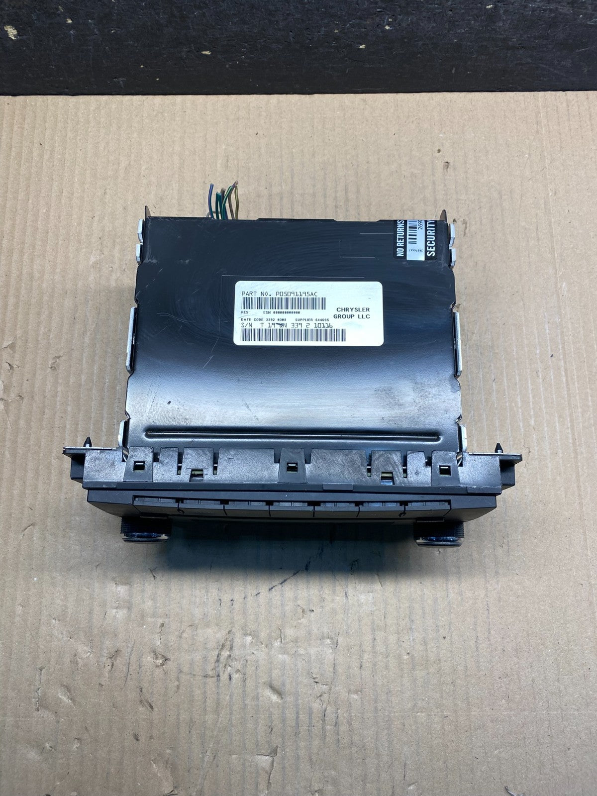 2007-2012 Chrysler Dodge Jeep Ram Radio CD MP3 AUX Receiver ai0361 DG3