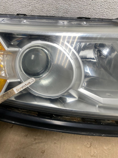 2011 to 2013 Honda Odyssey Front Right Passenger Headlight Halogen AG5878 DW3