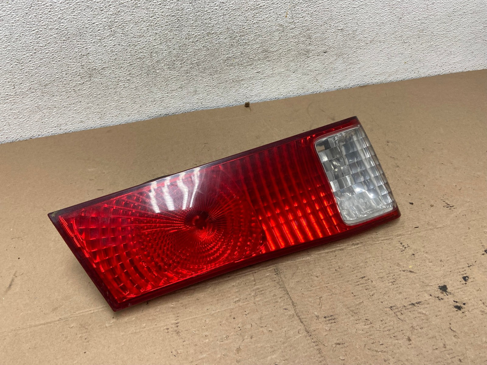2000-2001 Toyota Camry Tail Light Left Driver LH Side Inner AF4852 LK0