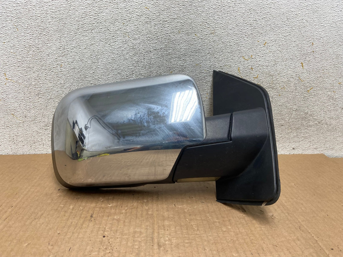 2004 to 2015 Nissan Armada Right Passenger RH View Door Mirror AI5844 LK0