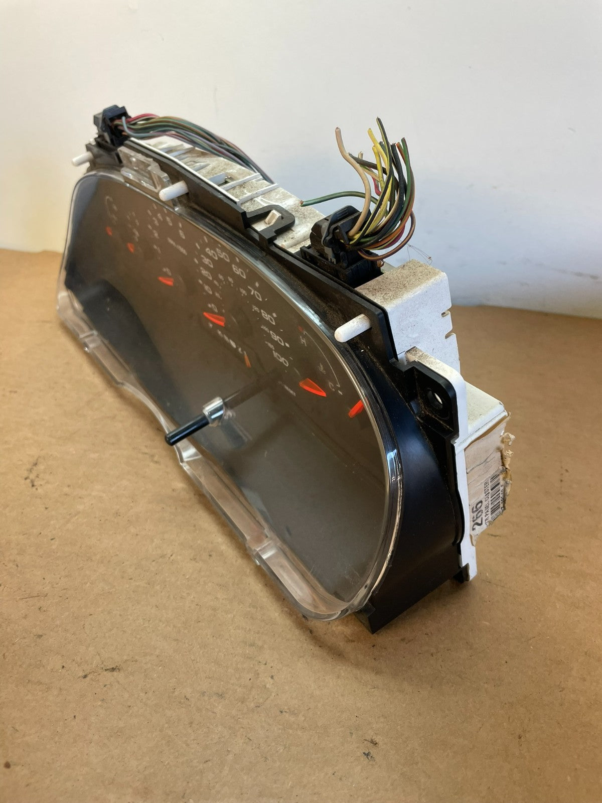 2006 Ford E350 Gauge Speedometer Cluster AG0726 DG2