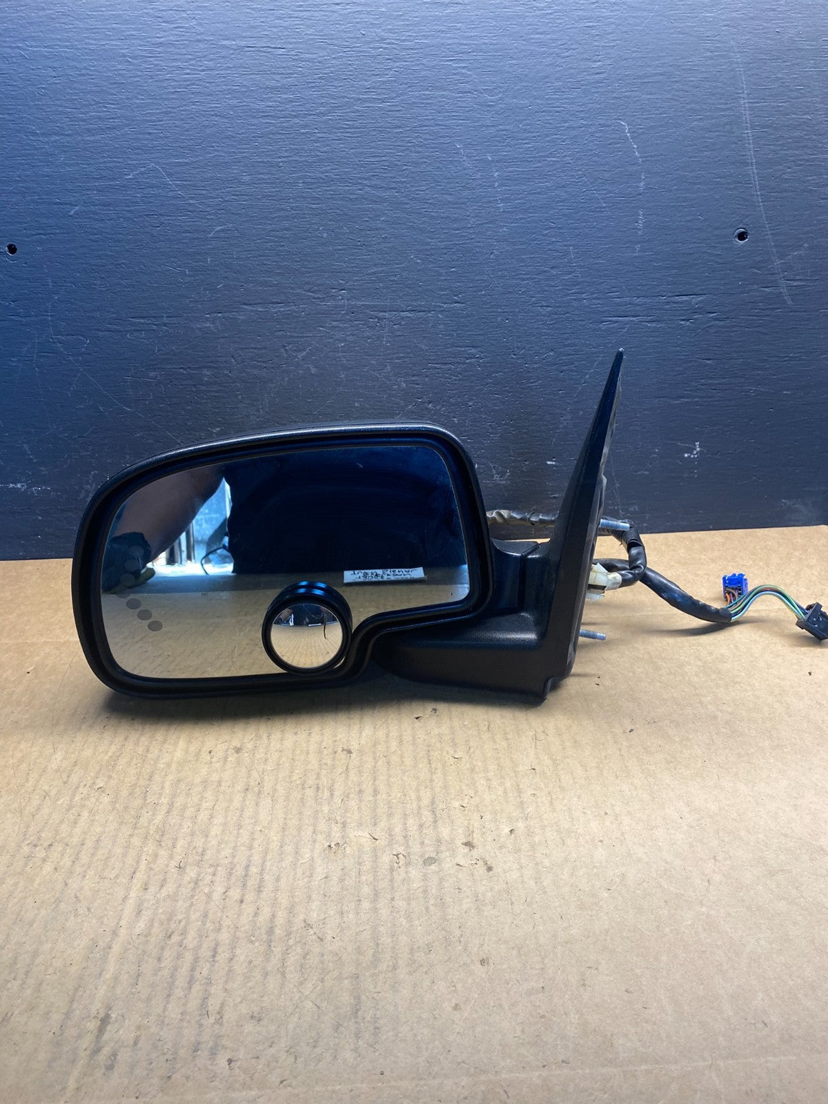 2003 - 2006 Chevrolet Silverado Suburban Left Turn Signal Door Mirror AC2817 DW4