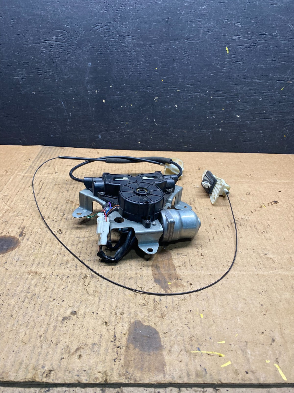 2011 to 2017 Nissan Quest Rear Left Side Power Sliding Door Motor Wire N5386 DG1