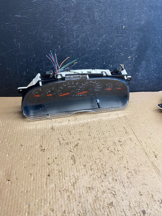 2006 Ford E350 Gauge Speedometer Cluster AF1581 DG0