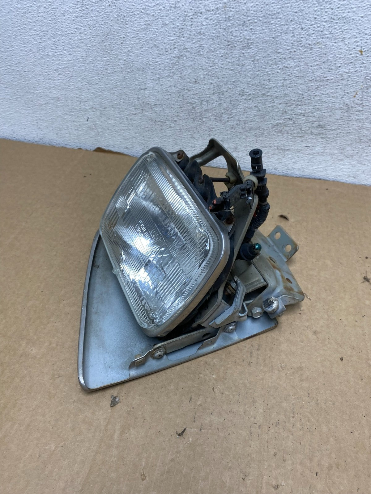 1989 to 1992 Ford Probe Left Driver LH Side Halogen Headlight ag1997 DG6