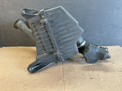 2009 2010 2011 GMC Acadia Air Cleaner Filter Box AD8605 DG3
