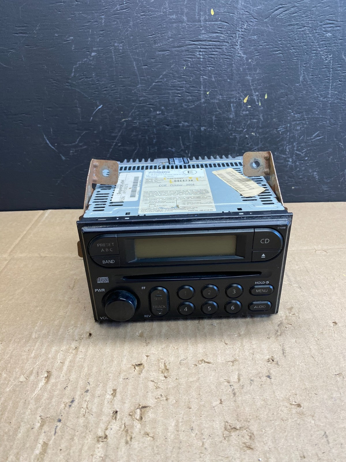 2002 to 2004 Nissan Frontier Xterra AM/FM CD Car Radio 28185 7z800 AB95690