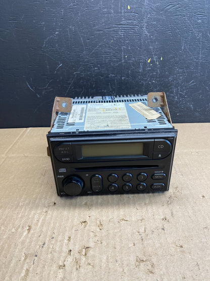2002 to 2004 Nissan Frontier Xterra AM/FM CD Car Radio 28185 7z800 AB95690