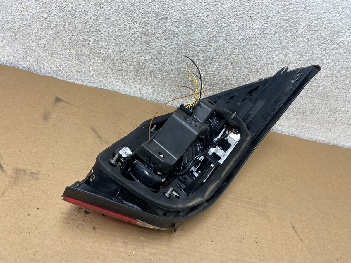 2008 2009 2010 BMW 5 525i 530i Right Passenger Rh Tail Side Light AH4450 DW6