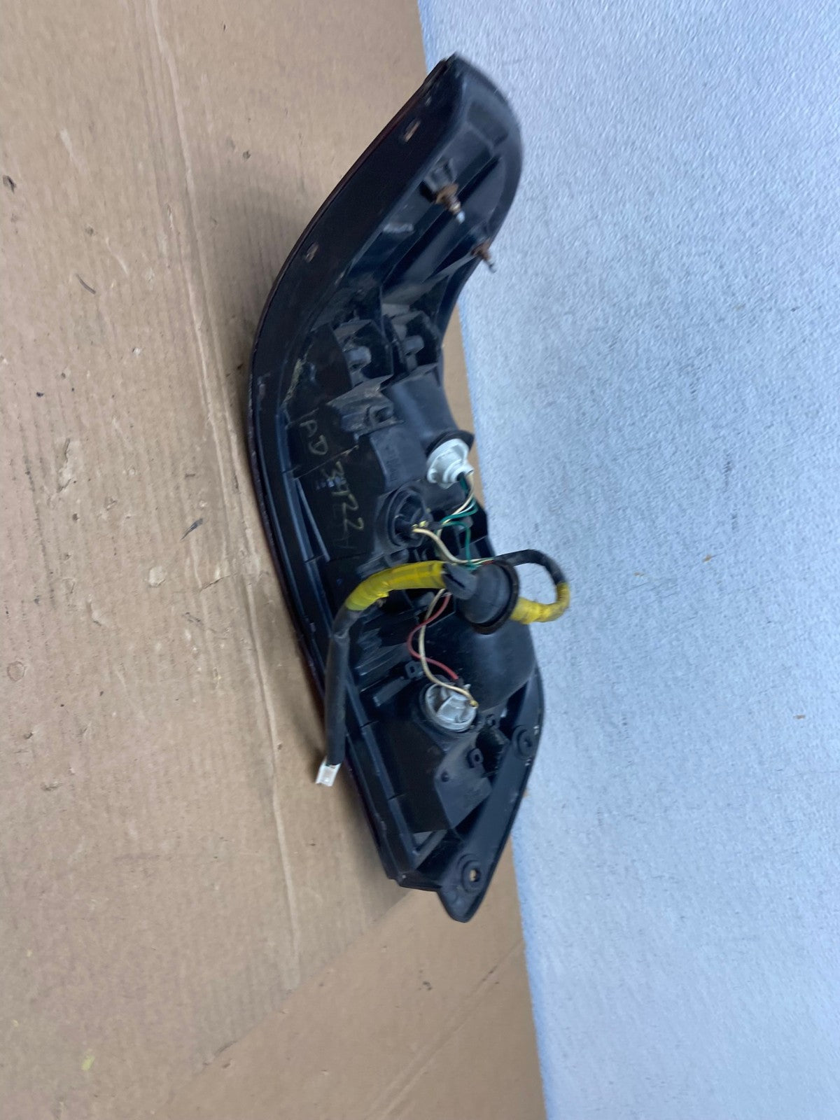 1995 - 1997 Toyota Avalon Right Passenger RH Side Tail Light AD3922 LK6
