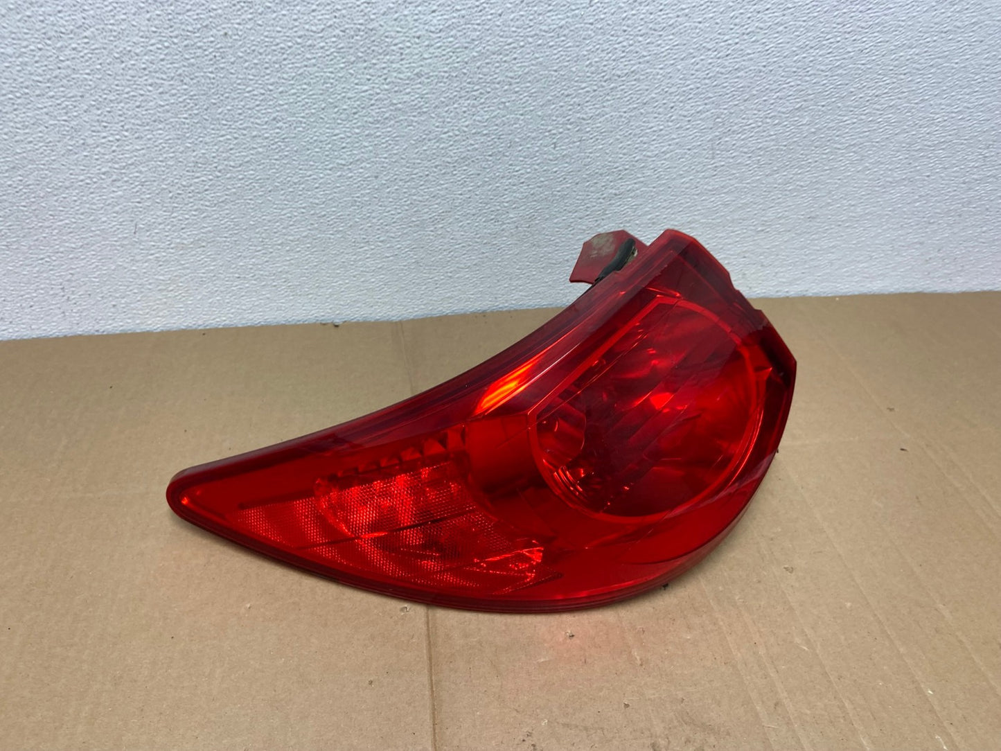 2009 2010 2011 2012 Chevrolet Traverse Left Driver LH Tail Light Oem AB8049 LK2