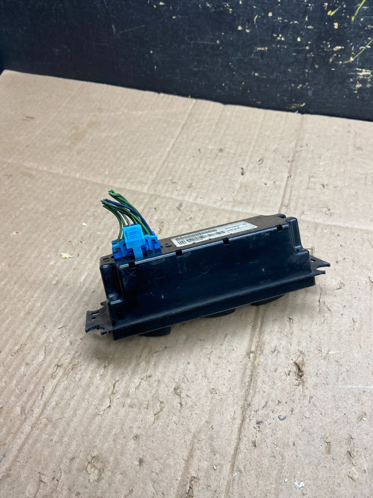 International Navistar 4300 Climate Control Heater Fan Panel  AA8162 DG4