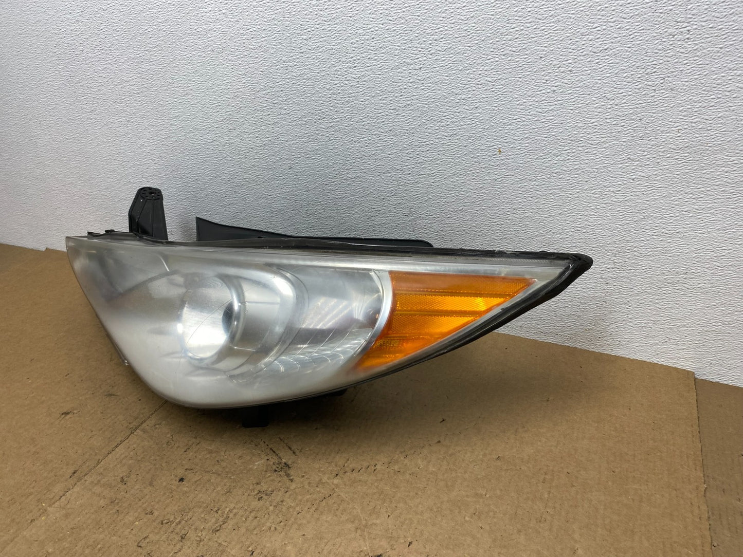 2011 - 2014 Hyundai Sonata Left Driver Lh Side Headlight Halogen AC3613 DW1