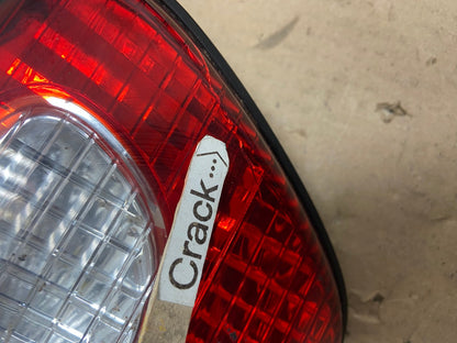 2001 - 2003 Toyota Sienna Right Passenger Rh Side Inner Tail Light AG4229 LK5