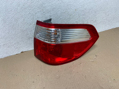 2005 2006 2007 Honda Odyssey Right Passenger RH Side Tail Light AG6869 LK0