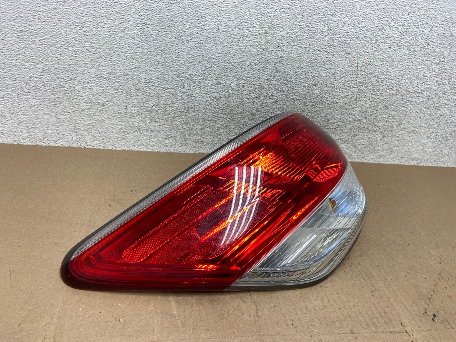 2013 to 2016 Nissan Pathfinder Left Driver Lh Side Tail light AE6716 LK2