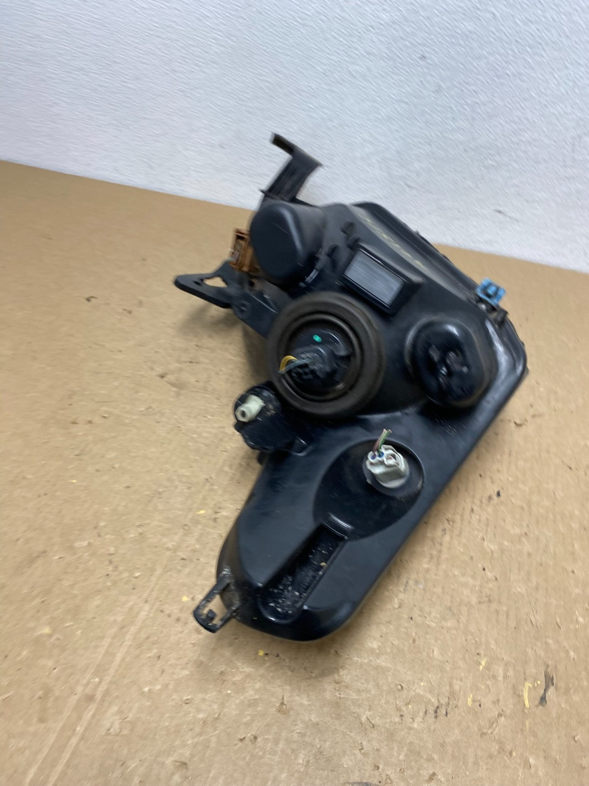 2008 2009 2010 2011 Ford Focus Left Driver Lh Headlight Halogen Oem AC1572 DW9