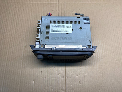 2002 - 2006 Chrysler Dodge Jeep Ram Radio CD Player AM/FM Receiver AI0211 DG3