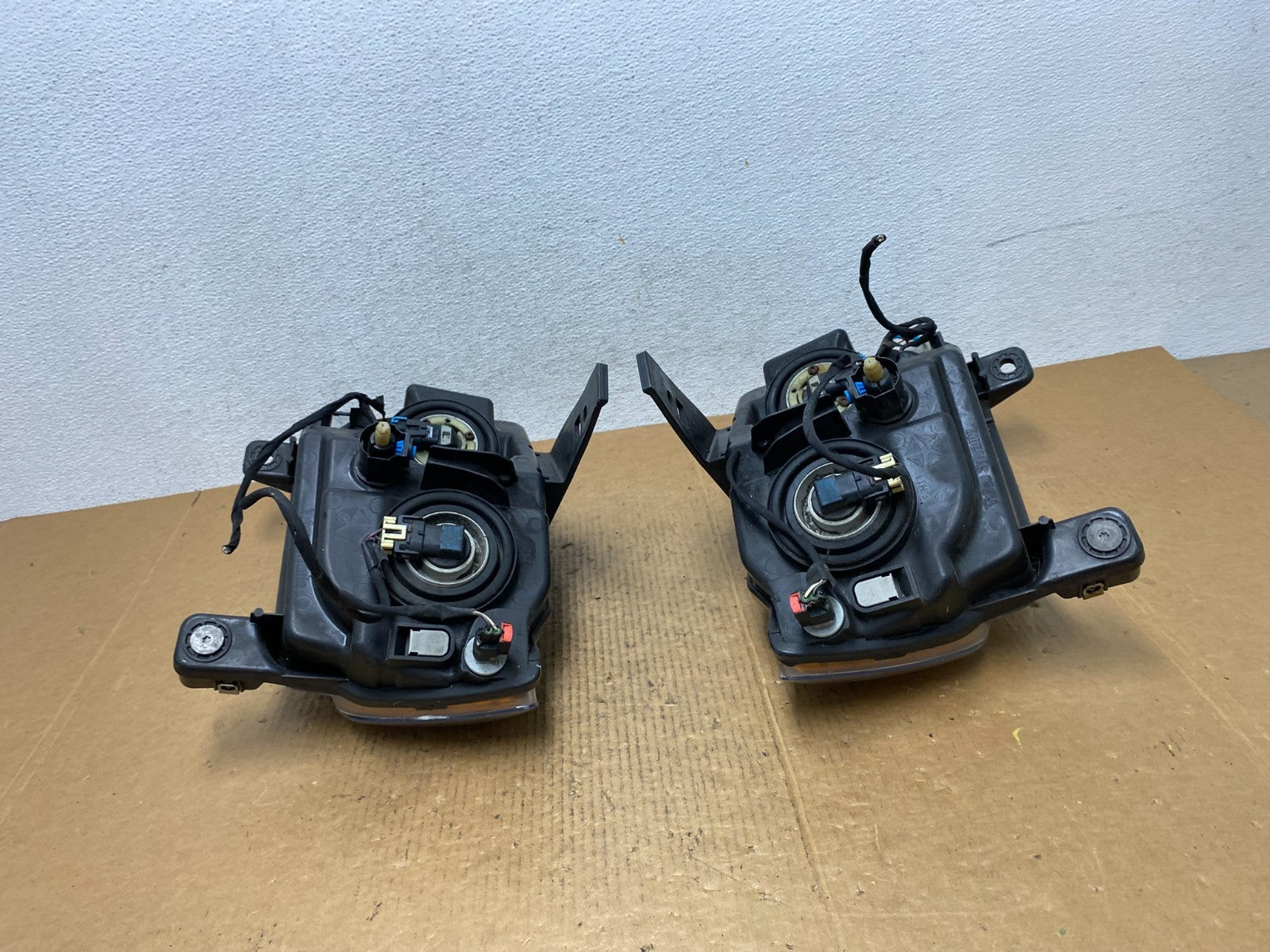 2011-2013 Jeep Grand Cherokee Left+Right Halogen Headlights AE1226 DW9