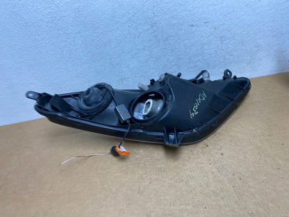 2000 to 2005 Toyota Celica Left Driver LH Halogen Headlight AD4634 DW8