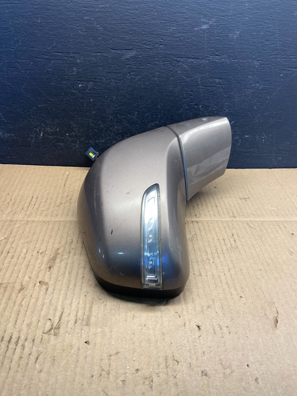 2014 to 2016 Buick Encore Right Passenger RH Side View Door Mirror AD2971 DW0
