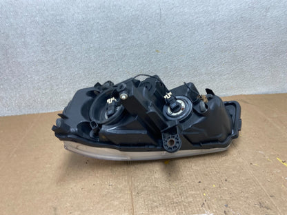 2011 to 2016 Chrysler Town and Country Right Passenger Headlight AA27475