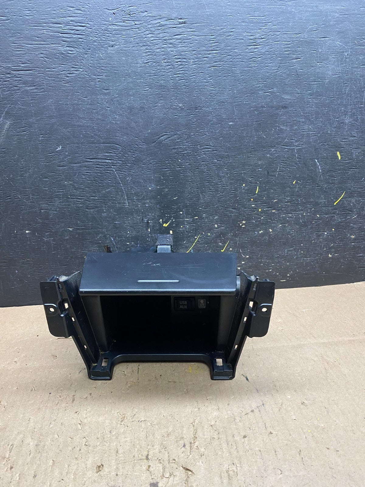 2007 - 2011 Toyota Camry Console Center Storage Dash 58804-06370 T5843 DG1