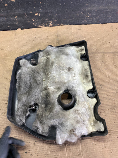 2004 to 2009 Mazda 3 DOHC 16 VALVE Engine Shield Top Cover Oem R5096 DG7