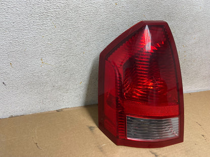 2005 - 2007 Chrysler 300 Left Driver Lh Side Tail Light AH4463 DW1