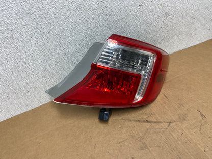 2012 2013 2014 Toyota Camry Right Passenger RH Side Tail Light AD5504 LK2