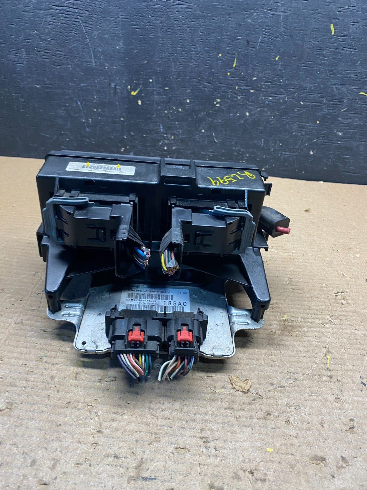 2007 2008 2009 Dodge Durango Fusebox Fuse Box Relay BMC Body Module R2599 DG4