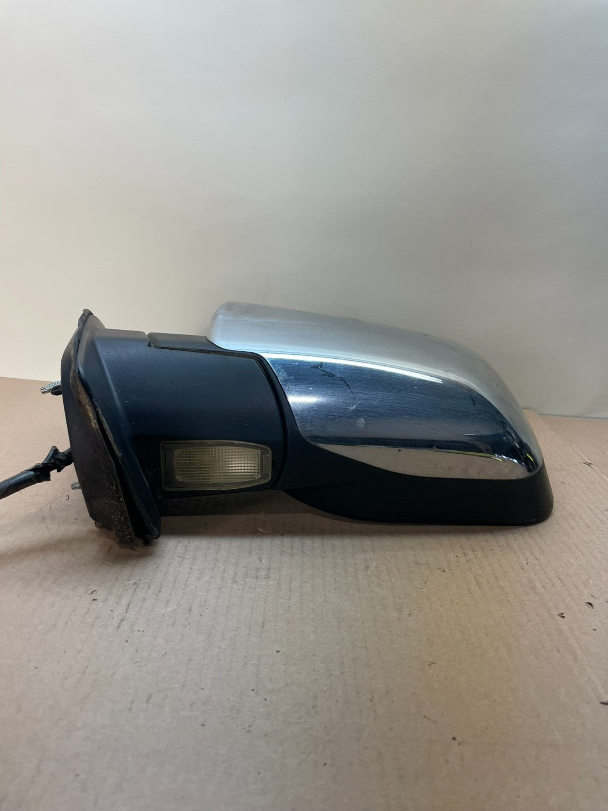 2004 to 2010 Infiniti QX56 Left Driver LH View Door Mirror AI8740 DG3