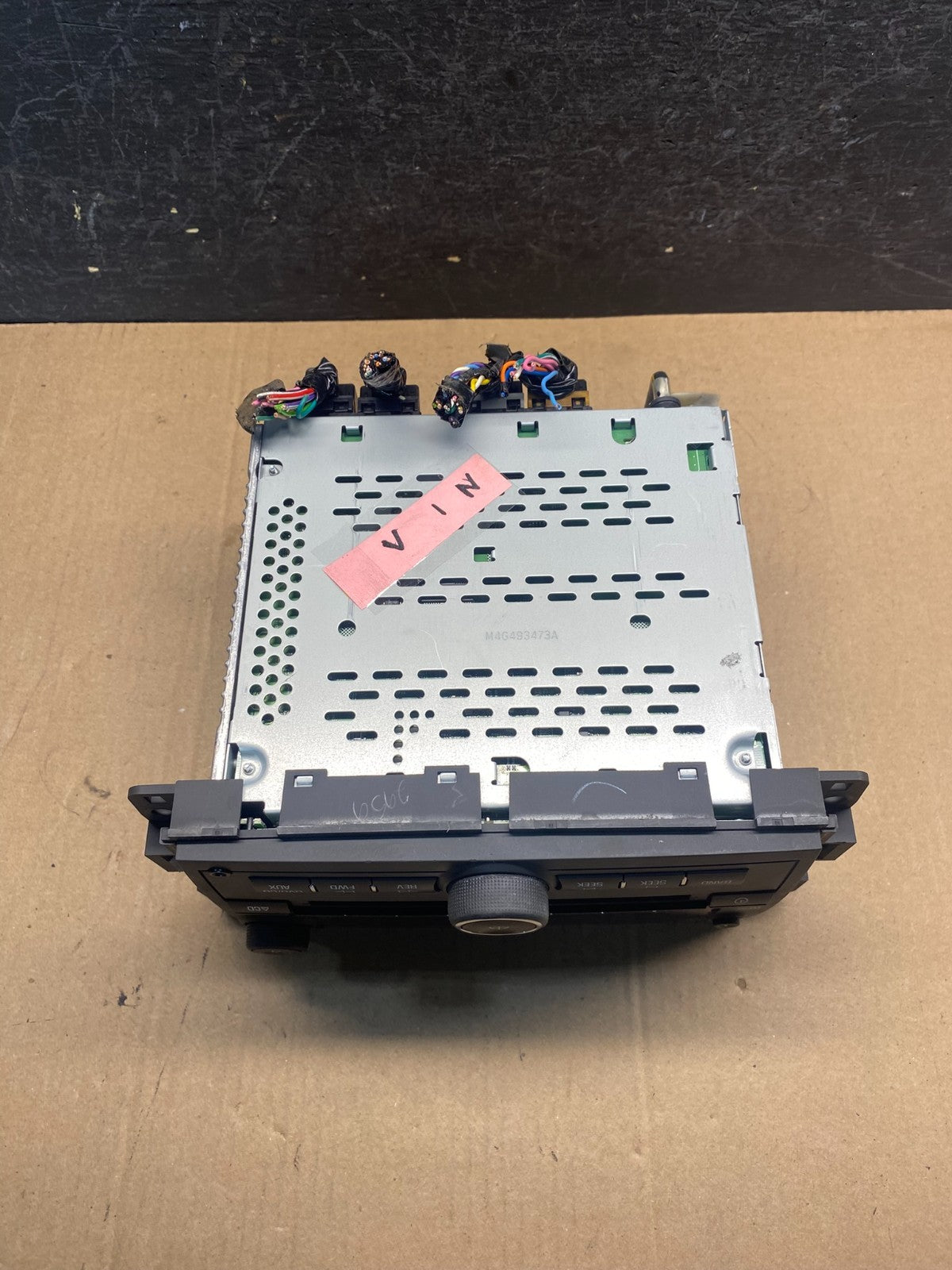 2009 to 2011 GMC Acadia Radio AM/FM CD Player Radio ae7699 DG4