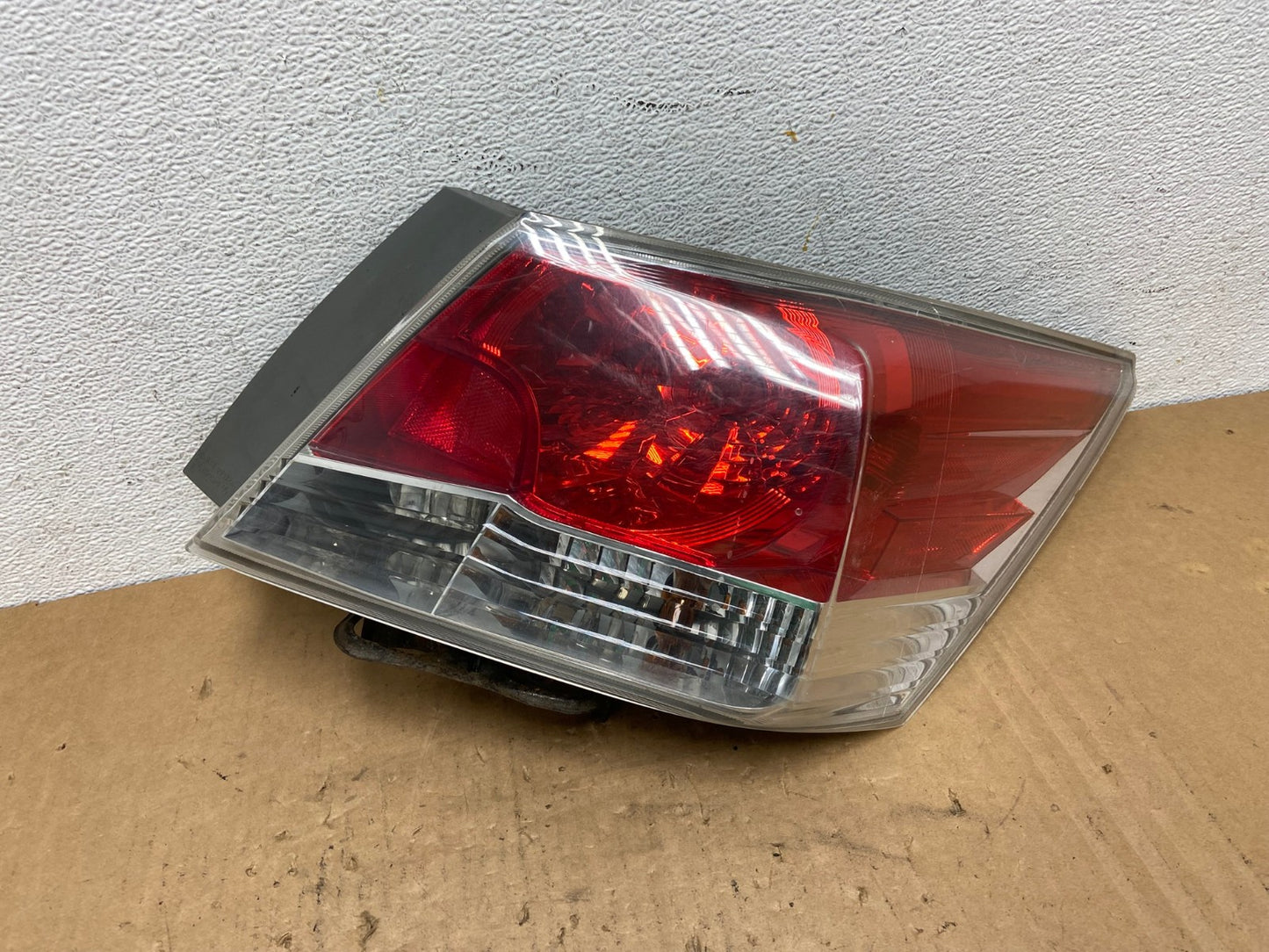 2008 to 2012 Honda Accord Sedan Tail light Right Passenger RH Side AD3217 LK0