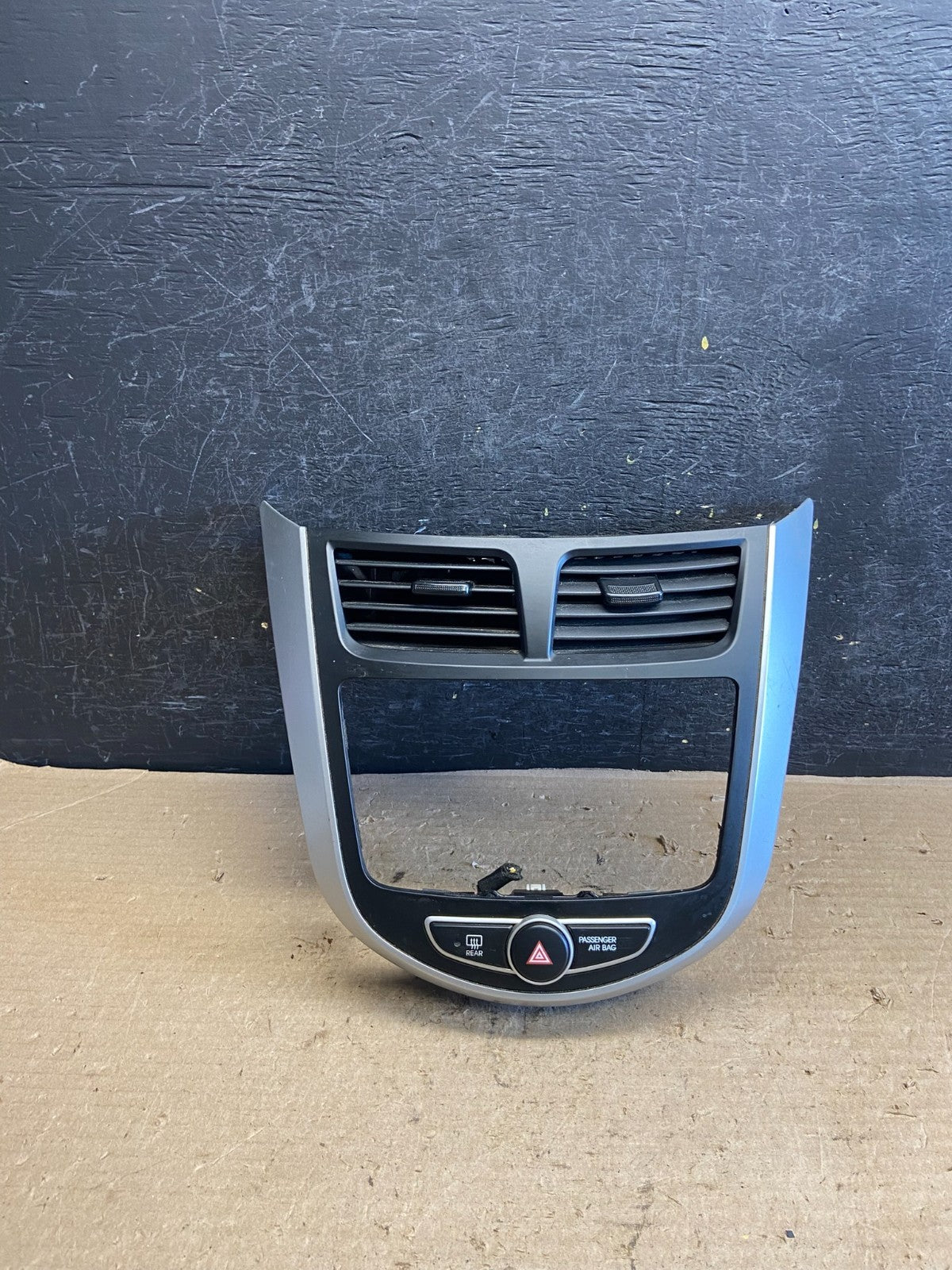 2012 to 2017 Hyundai Accent Center Radio Bezel Air Vent Panel AH5165 DG0