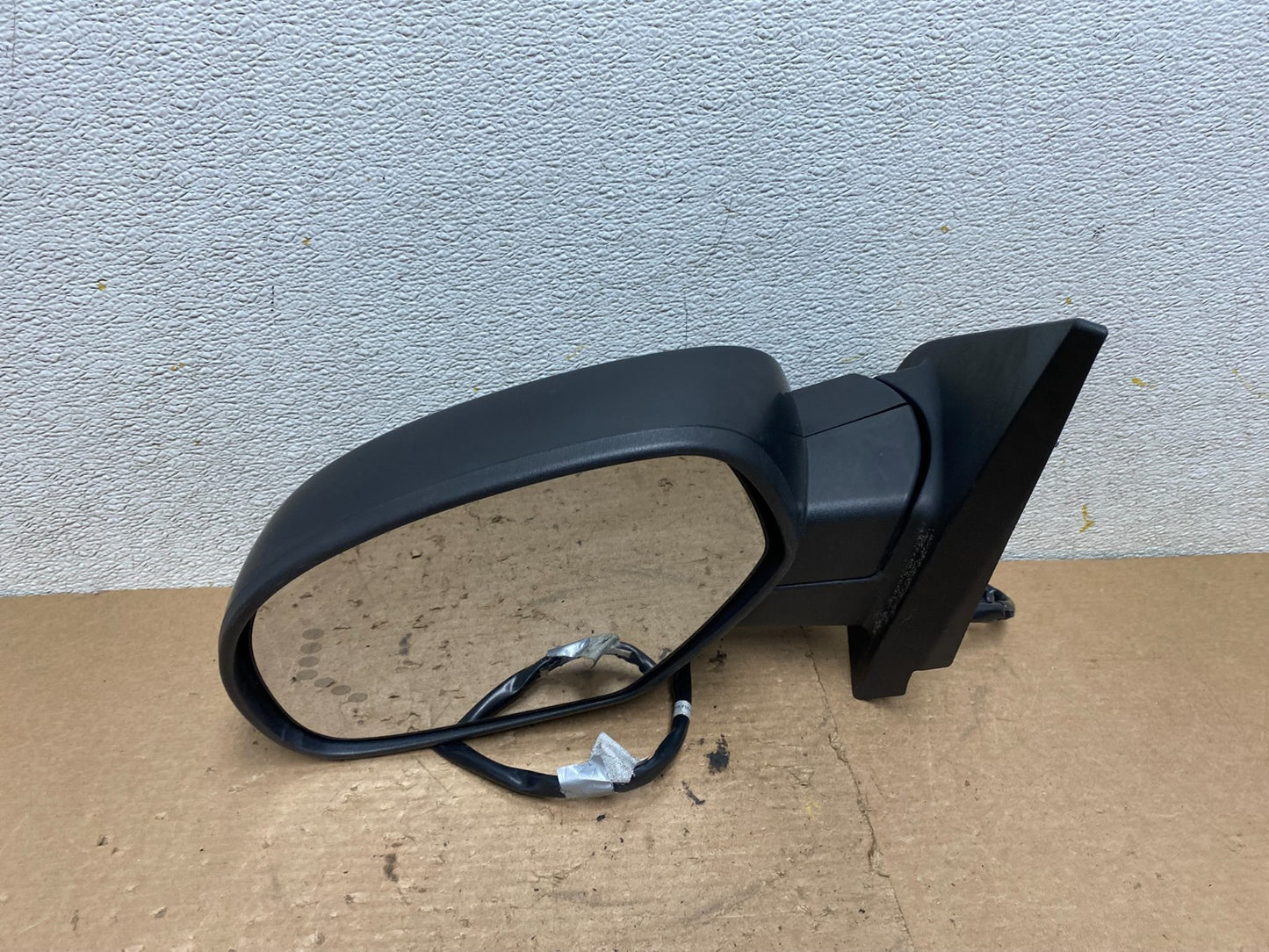 2007-2009 Chevrolet Tahoe Silverado Suburban Left Turn Signal Mirror OE P6394 DG8