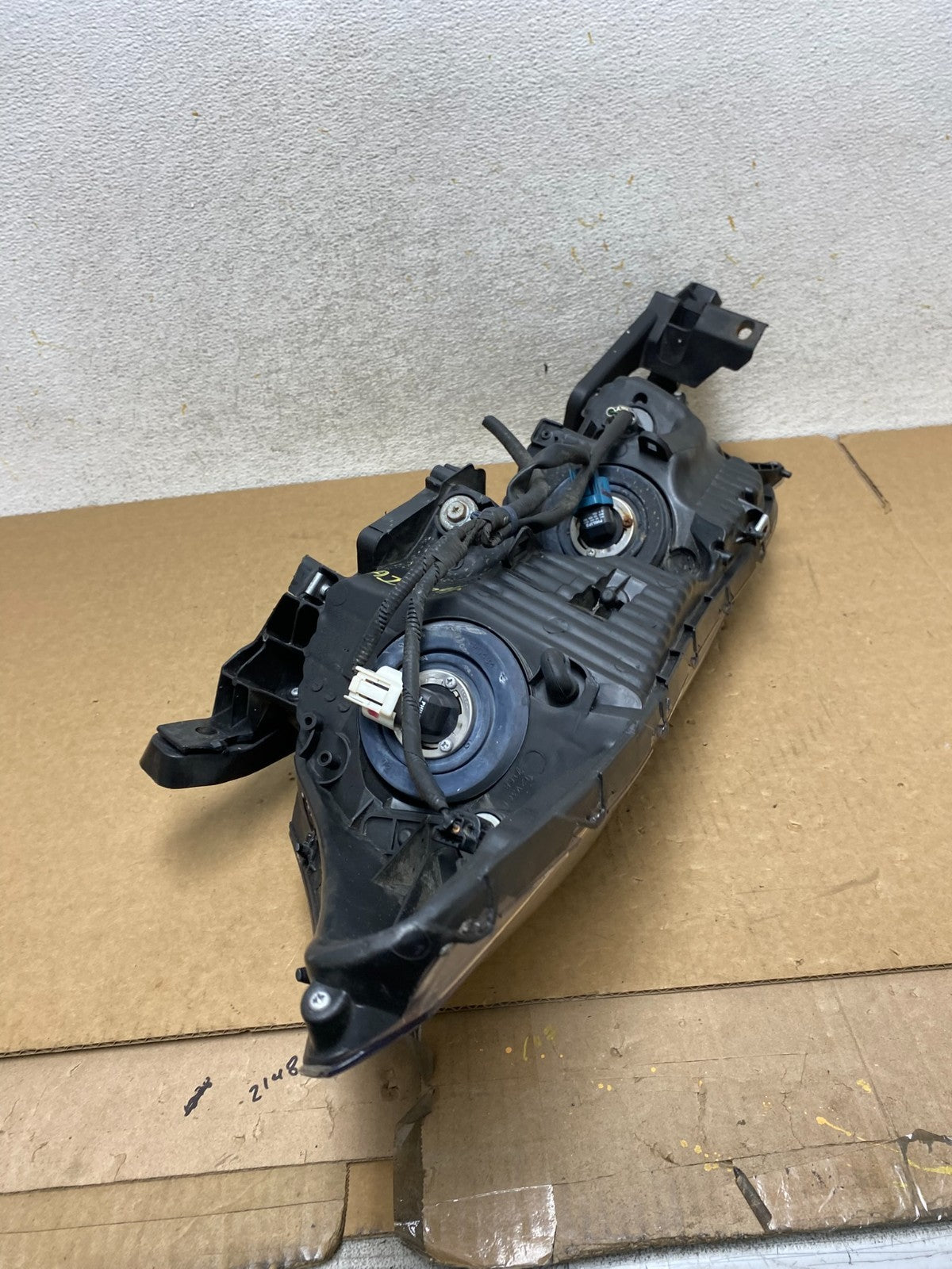 2008 to 2012 Honda Accord Sedan Right Passenger RH Headlight TYC AI3347 DW6