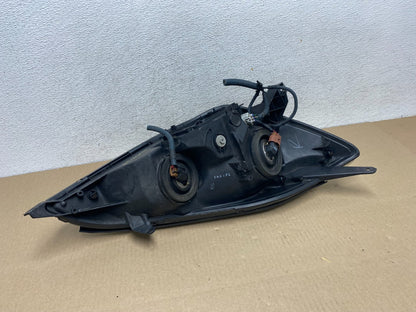 2004-2005 Toyota Sienna Left Driver LH Side Halogen Headlight AG5835 DW5