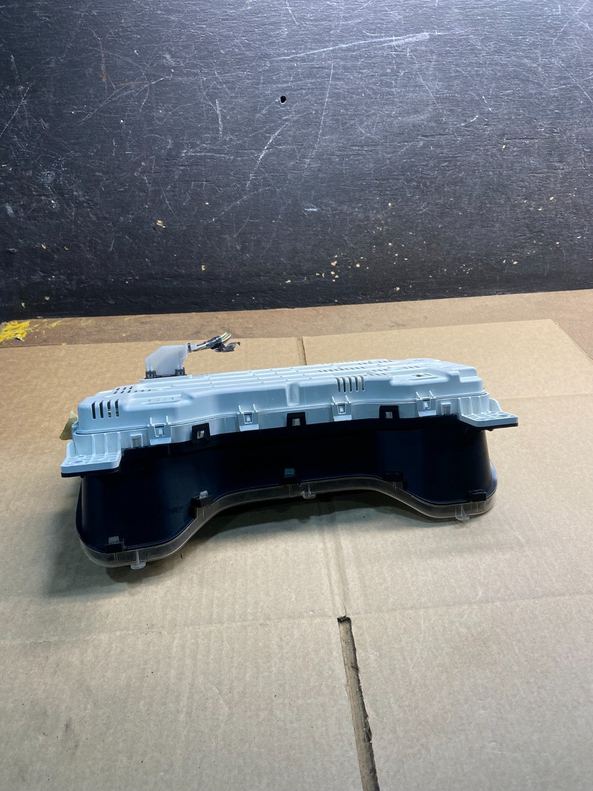 2010 Ford E150 E250 E350 VAN Gauge Speedometer Cluster Y7409 DG6