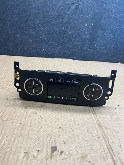 2007-2011 GMC Yukon Tahoe Automatic Climate Temperature Temp Control AE3884 DG0
