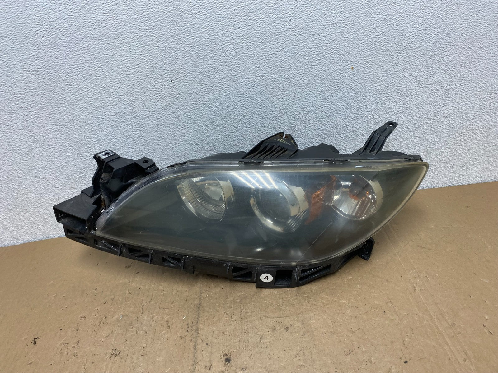 2004 to 2009 Mazda 3 Sedan Left Driver LH Side Headlight AC6000 DW0