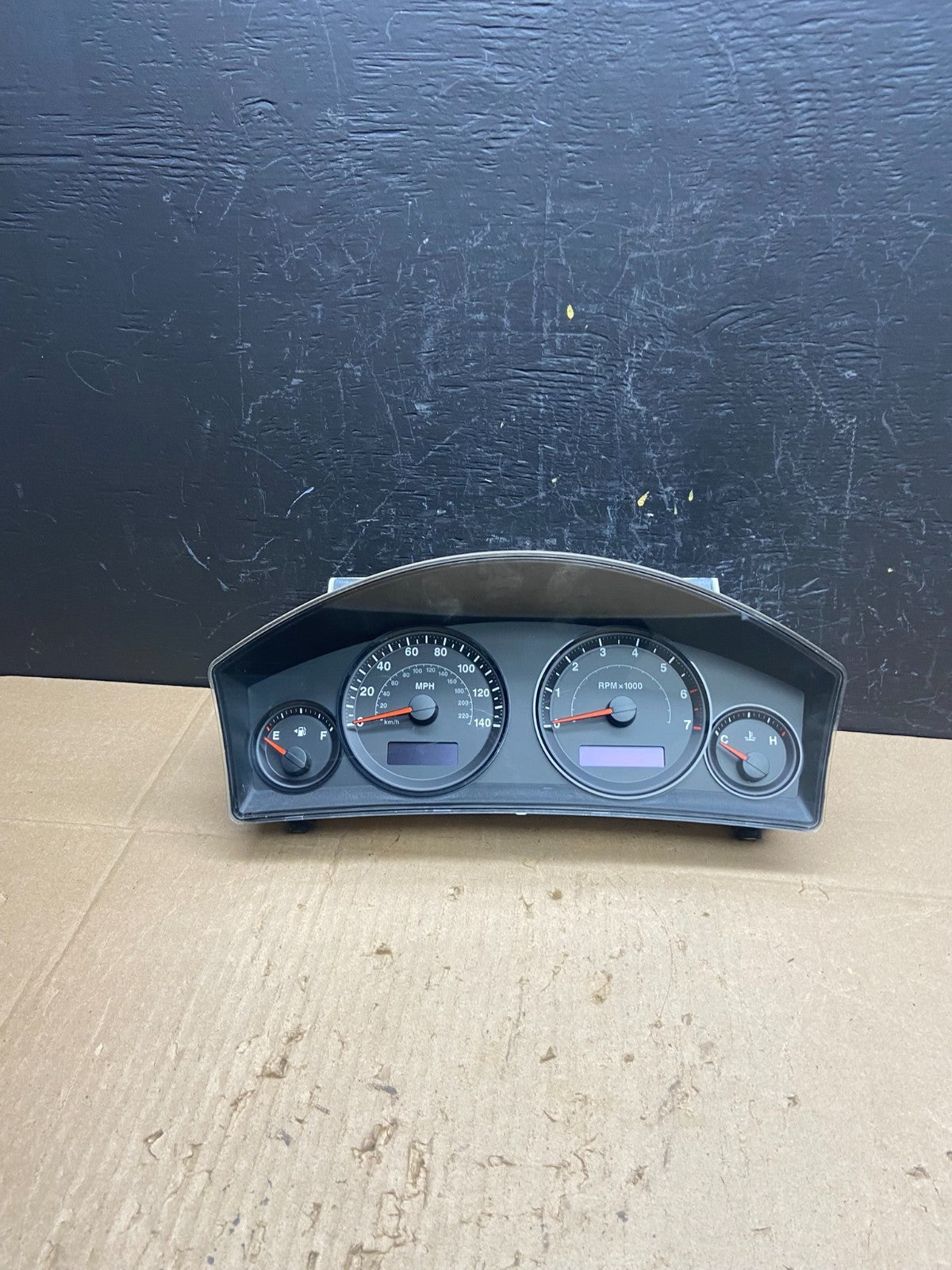 2006 Jeep Grand Cherokee 3.7L Speedometer Gauge Cluster OEM ab9742 DG0