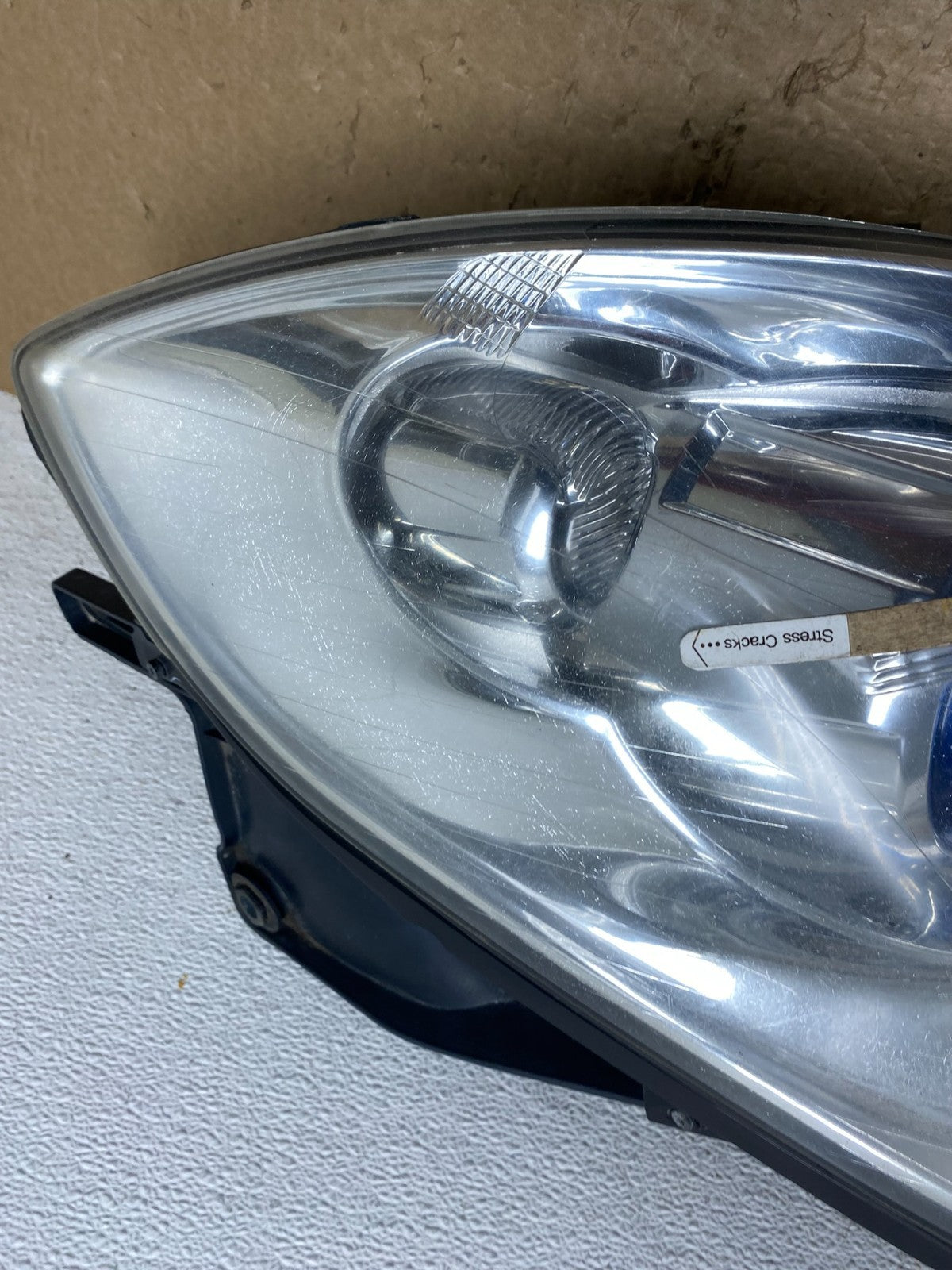 2008-2012 Buick Enclave Left Driver Headlight Xenon Hid One Ballast AF8327 DW4